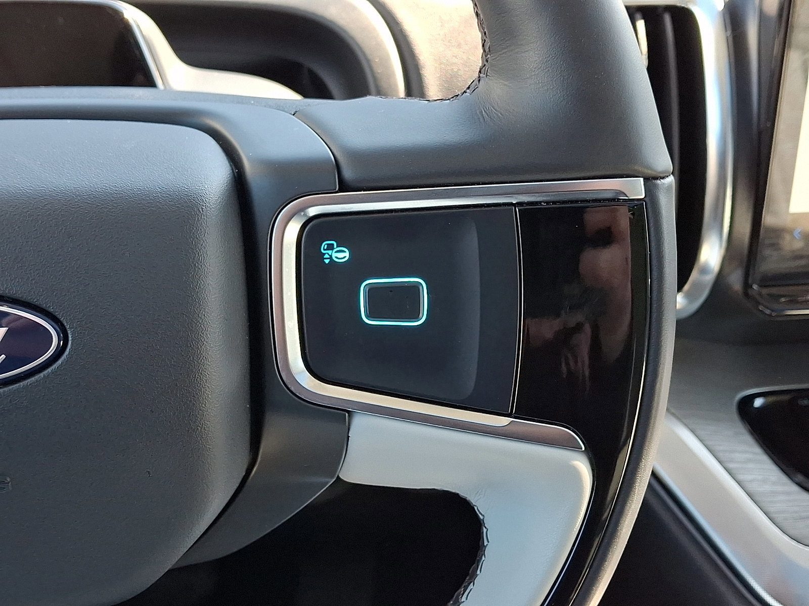 Certified 2025 Ford Expedition Max Platinum w/ Driver's Package image 26