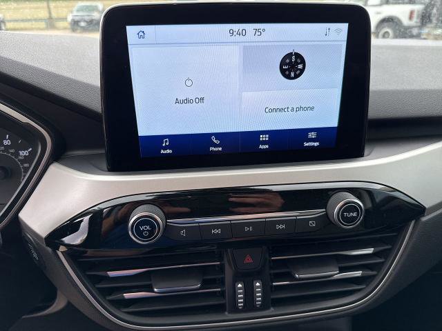 Certified 2022 Ford Escape SE w/ SE Sport Appearance Package image 23