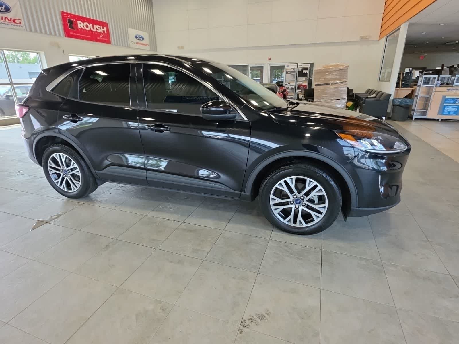 Certified 2022 Ford Escape SEL AWD/4WD image 7