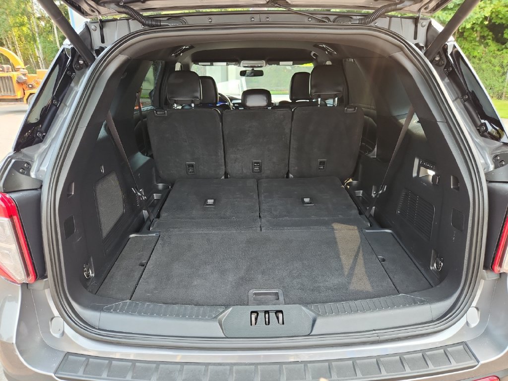Certified 2022 Ford Explorer ST AWD/4WD image 23