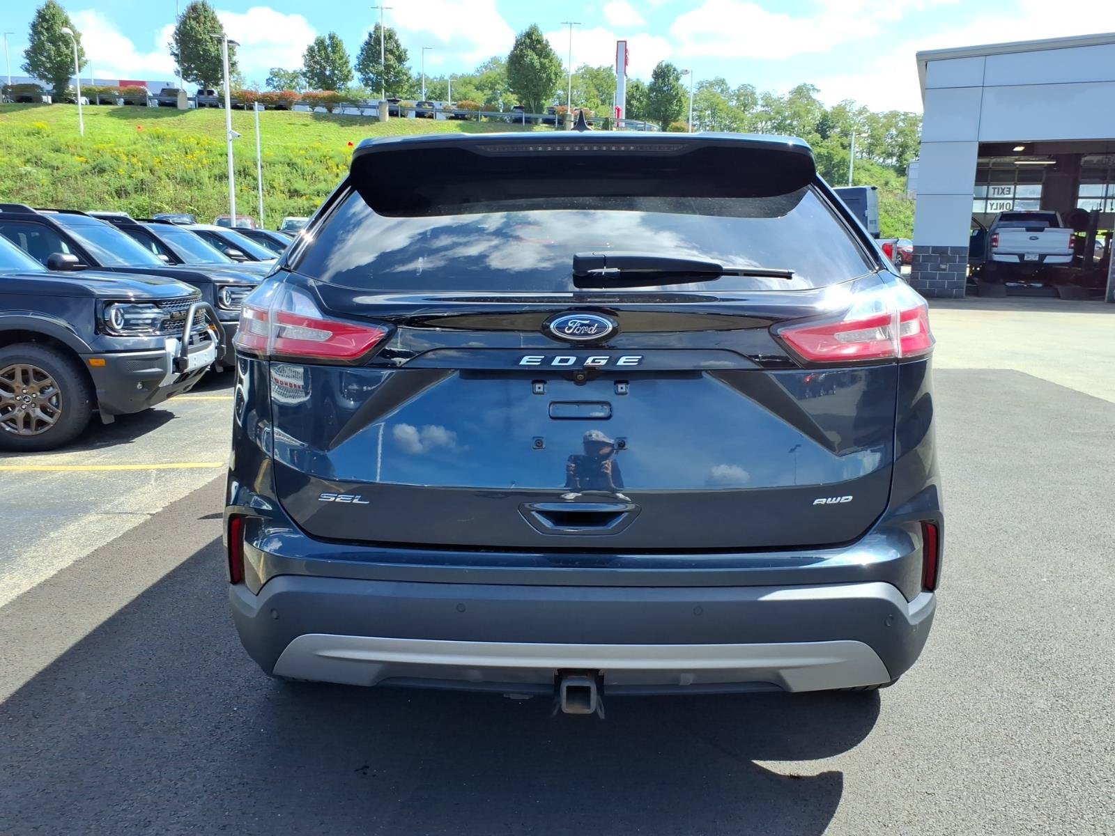 Certified 2024 Ford Edge SEL w/ Convenience Package AWD/4WD image 5