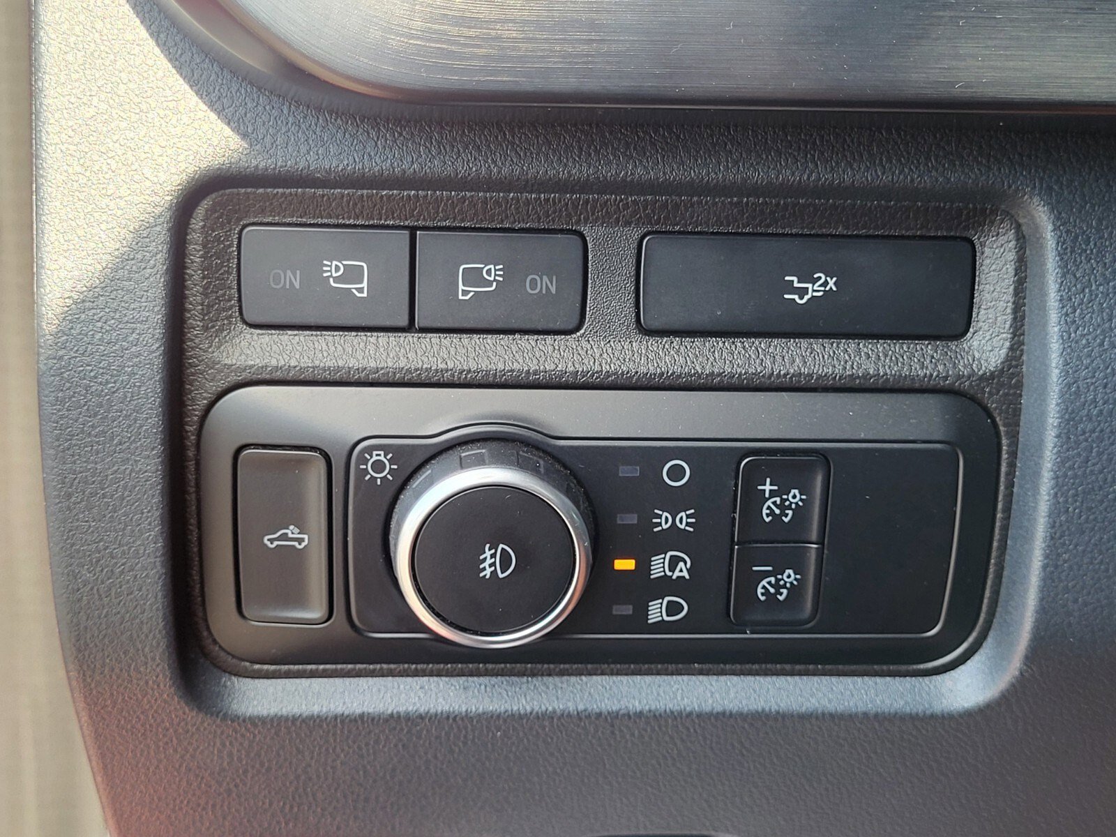 Certified 2024 Ford F250 Lariat w/ Black Appearance Package AWD/4WD image 24