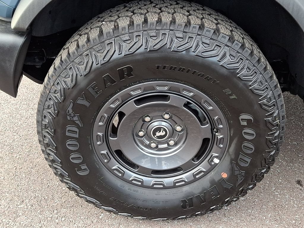 Certified 2025 Ford Bronco Outer Banks w/ Sasquatch Package AWD/4WD image 28