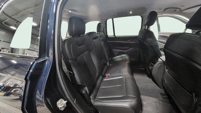 Used 2024 Jeep Grand Cherokee Limited image 18