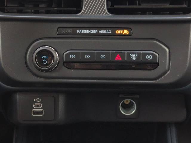 Certified 2026 Ford Maverick XL AWD/4WD image 18