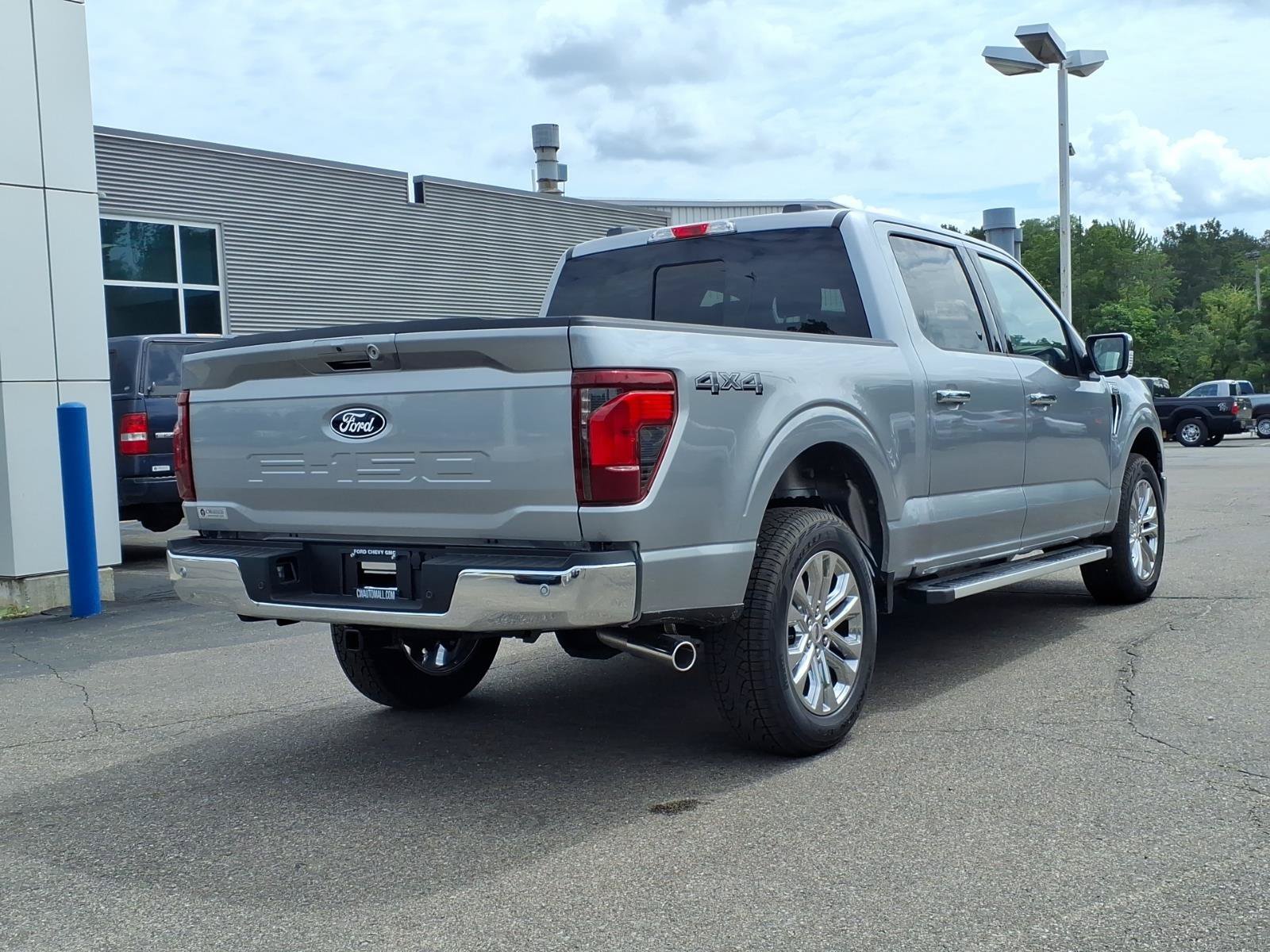 Certified 2026 Ford F150 XLT w/ Equipment Group 302A MID AWD/4WD image 15