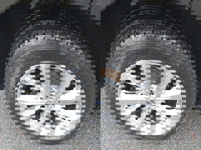 Certified 2021 Ford Explorer Platinum w/ Equipment Group 601A image 12