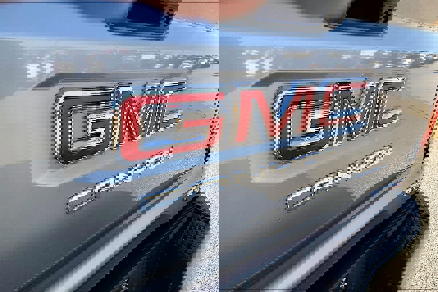 Used 2024 GMC Canyon AT4 w/ Canyon Safety Plus Package image 30