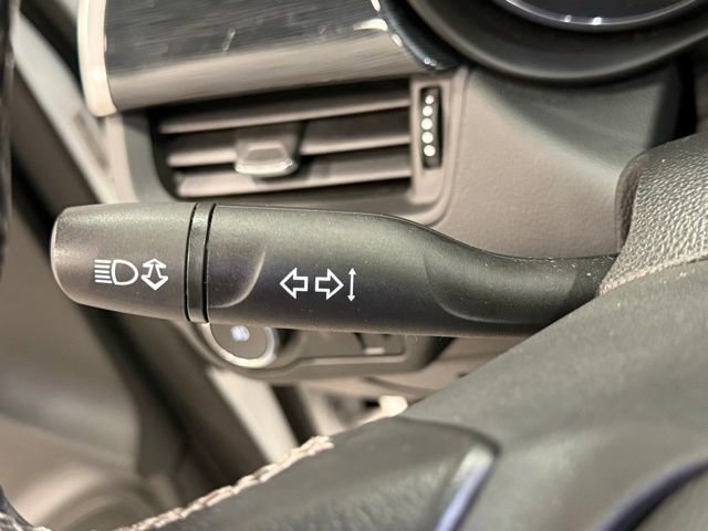 Used 2017 Buick Envision Essence AWD/4WD image 21