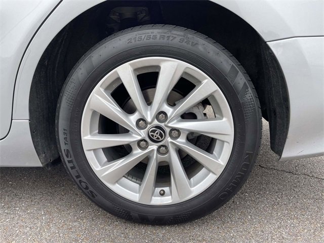 Used 2024 Toyota Camry LE image 10
