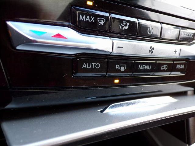 Certified 2022 Ford Explorer King Ranch w/ Premium Technology Package image 21