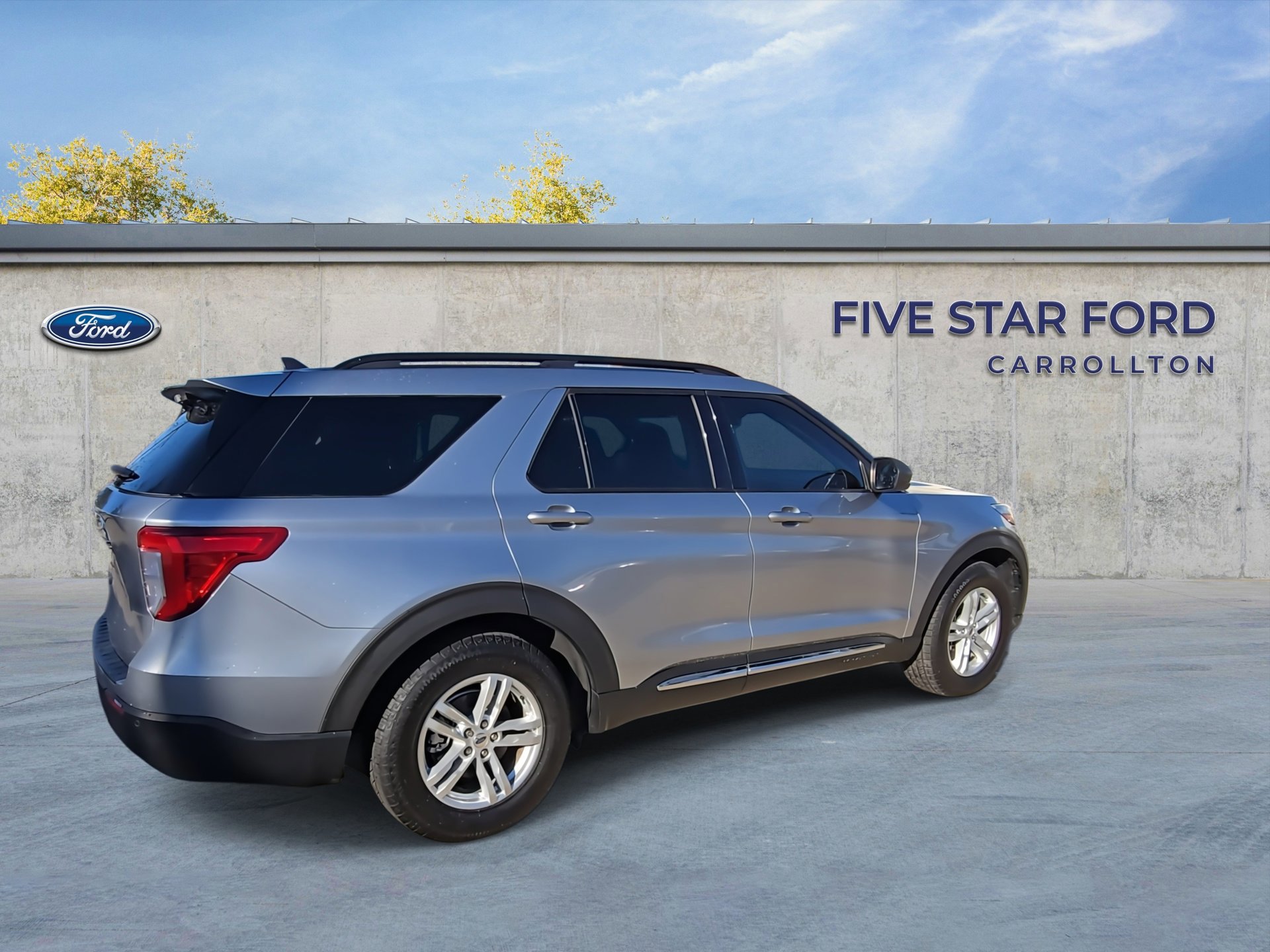 Certified 2022 Ford Explorer XLT image 5