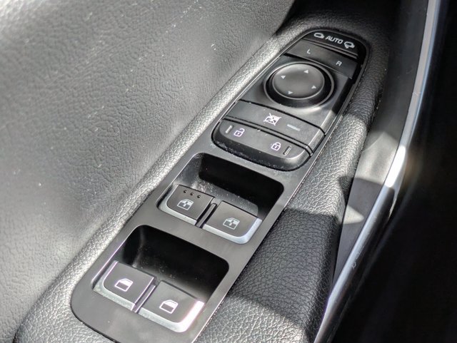 Used 2019 Kia Stinger RWD image 22