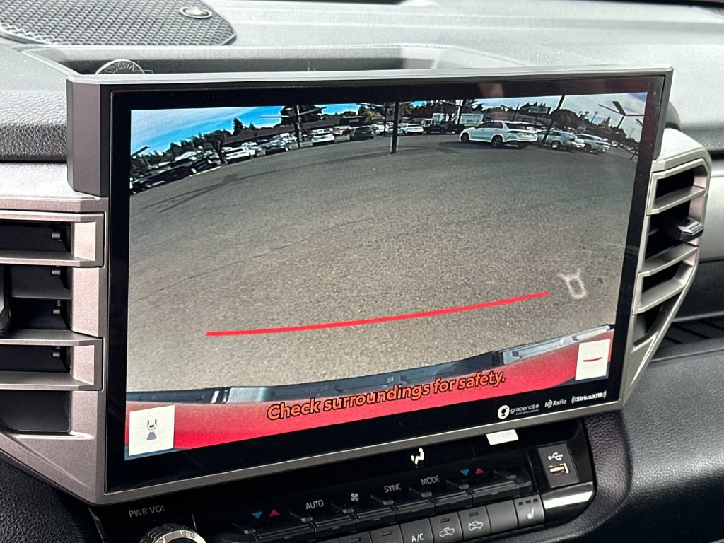 Used 2022 Toyota Tundra SR5 w/ SR5 Premium Package AWD/4WD image 17
