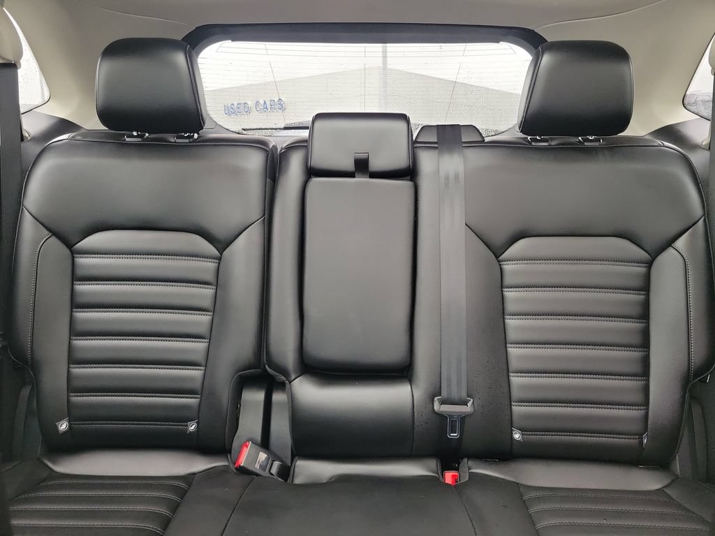 Certified 2022 Ford Edge SEL w/ Convenience Package AWD/4WD image 17