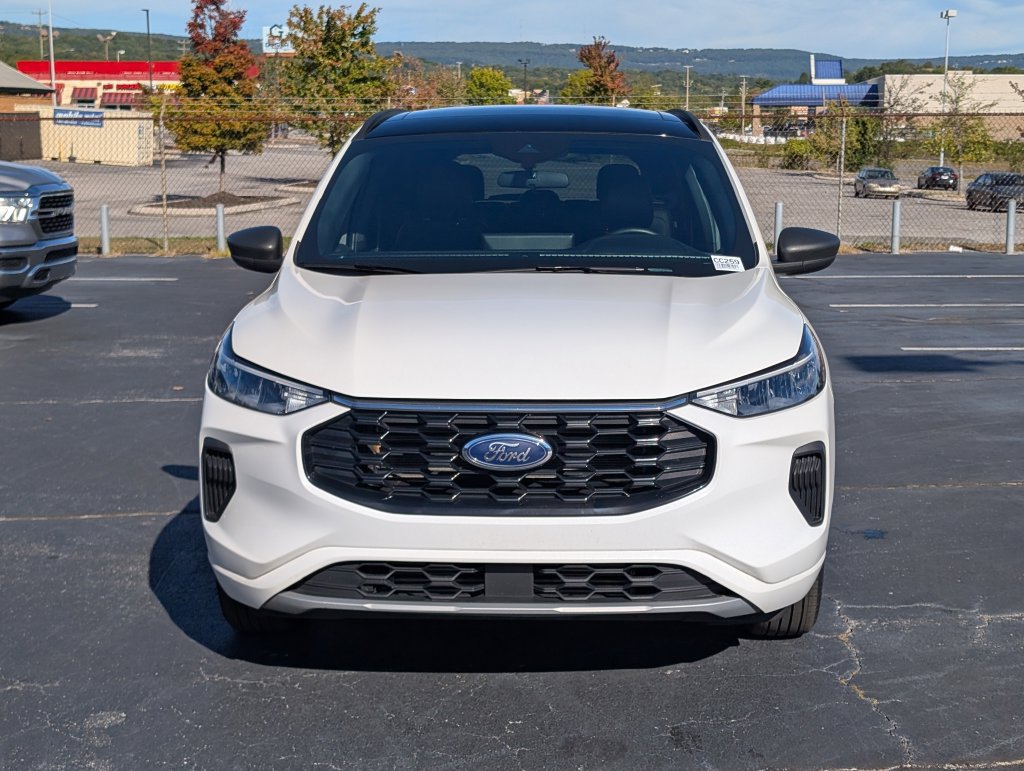 Certified 2023 Ford Escape ST-Line w/ Tech Pack #1 AWD/4WD image 7