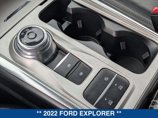 Certified 2022 Ford Explorer XLT w/ Equipment Group 202A image 19