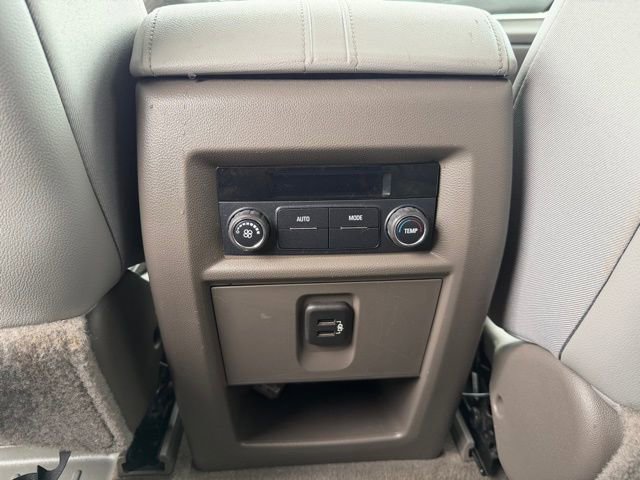 Used 2019 Chevrolet Traverse LT image 23