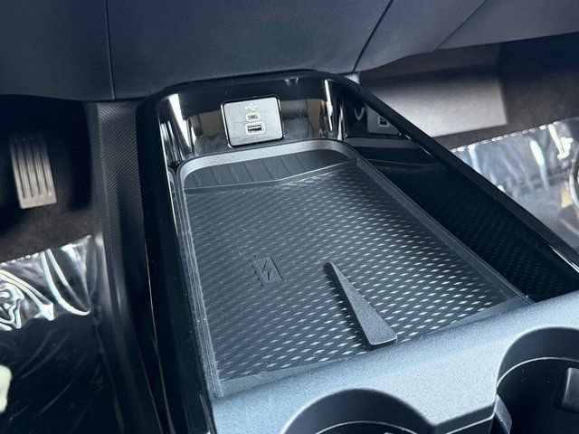 Certified 2025 Ford Mustang Mach-E Premium image 27