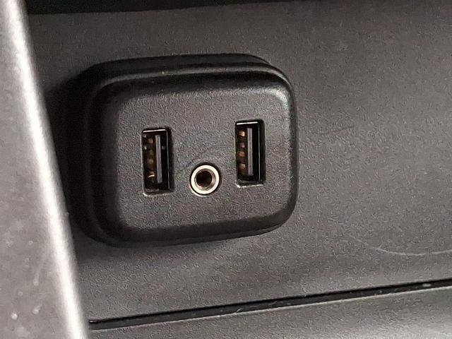 Used 2020 Chevrolet Colorado W/T w/ Custom Special Edition image 22