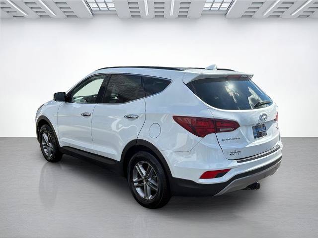 Used 2017 Hyundai Santa Fe Sport w/ 2.4L Tech Package 04 AWD/4WD image 5