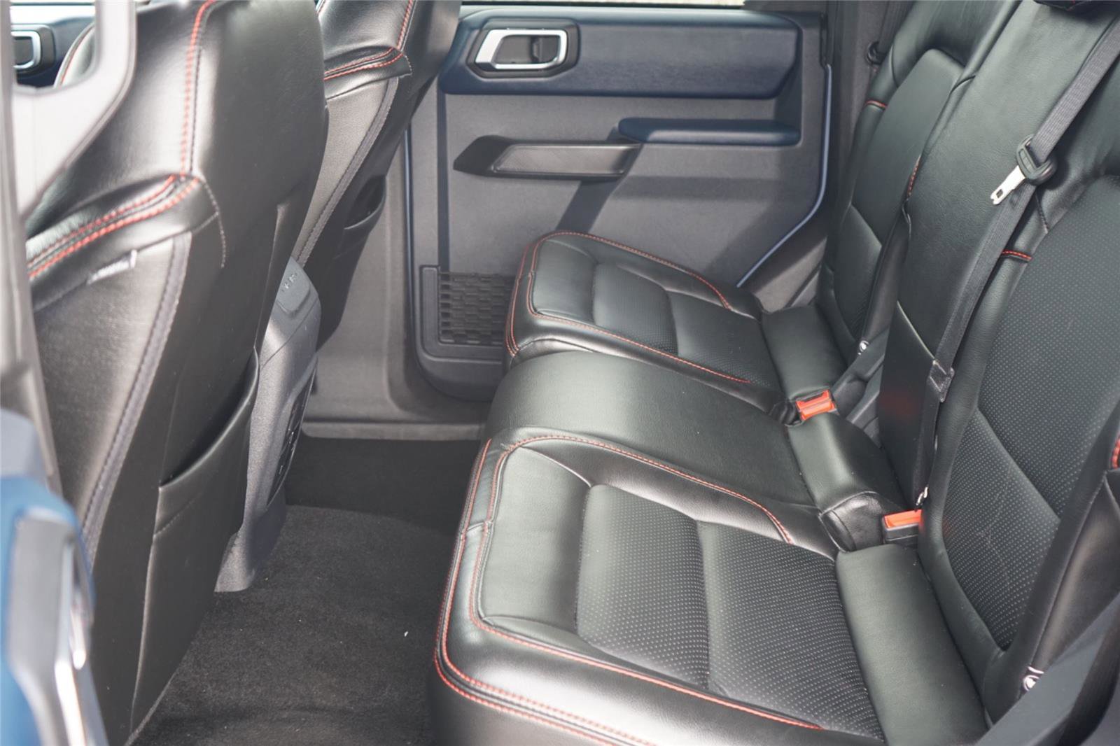 Certified 2023 Ford Bronco Heritage Edition AWD/4WD image 24