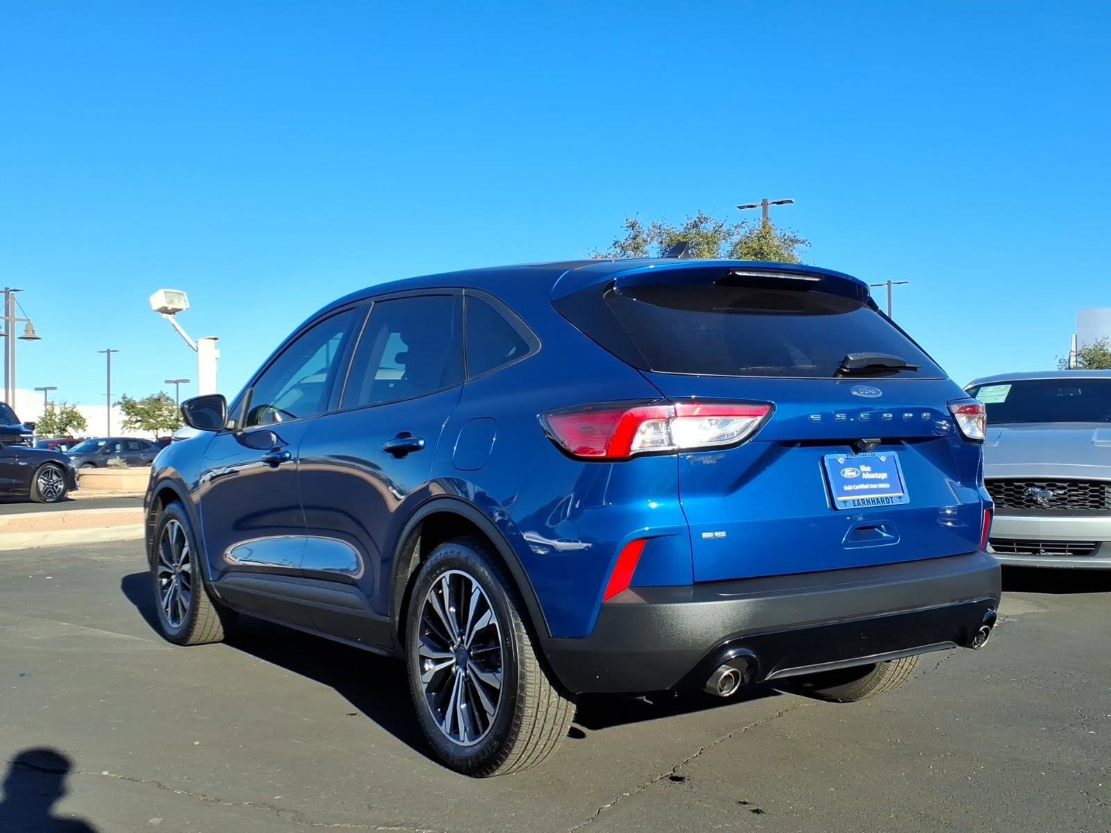 Certified 2022 Ford Escape SE w/ SE Sport Appearance Package image 5