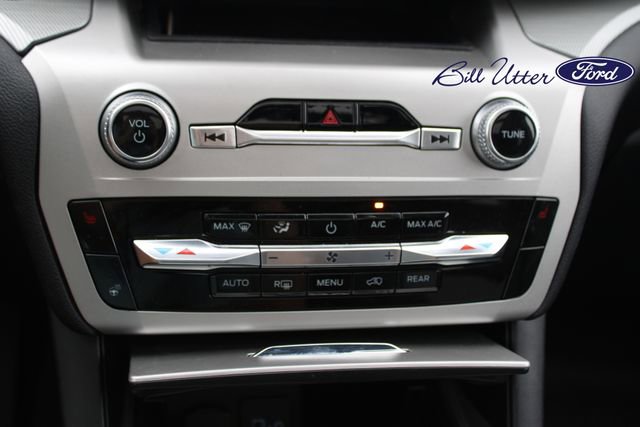 Certified 2022 Ford Explorer XLT w/ Equipment Group 202A RWD image 19