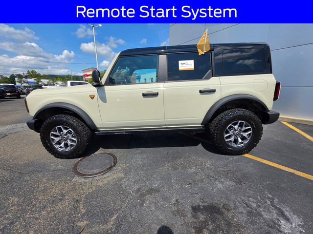 Certified 2025 Ford Bronco Badlands AWD/4WD image 4