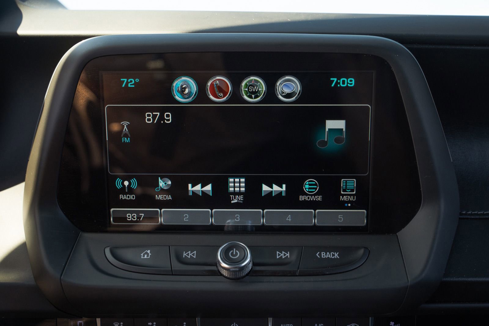 Used 2018 Chevrolet Camaro SS image 47