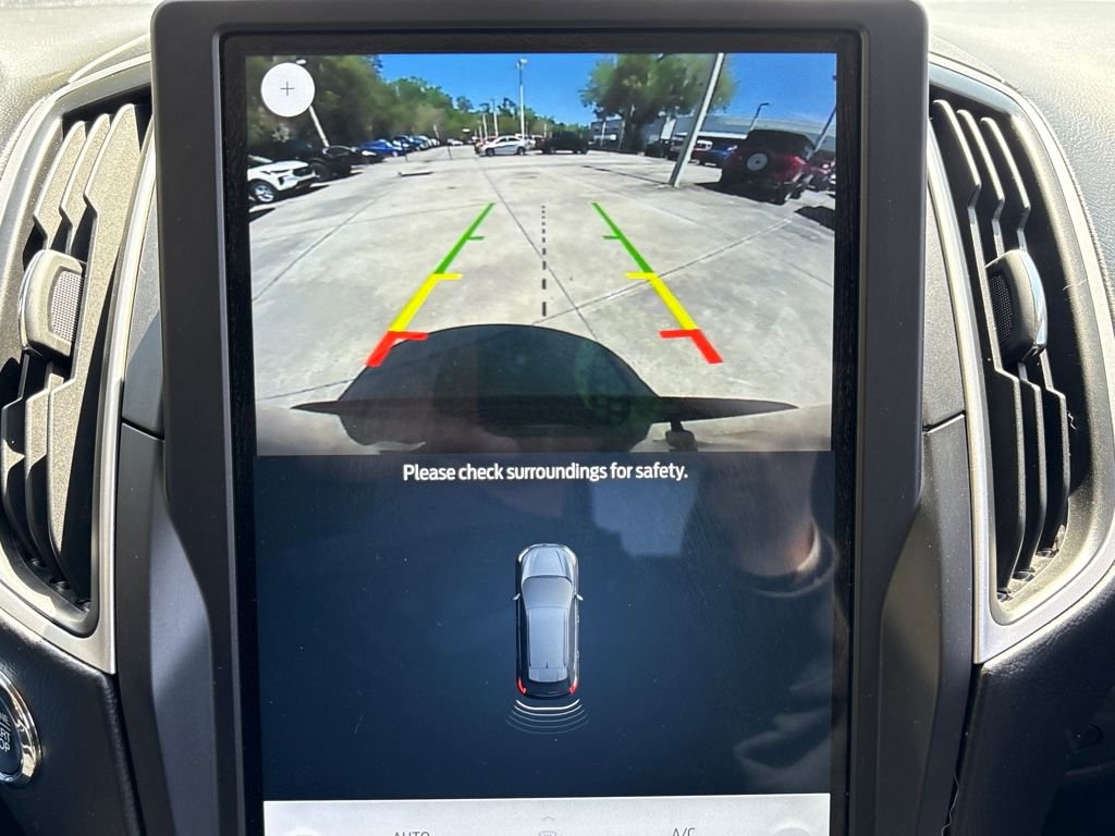 Certified 2024 Ford Edge SE w/ Black Appearance Package image 24