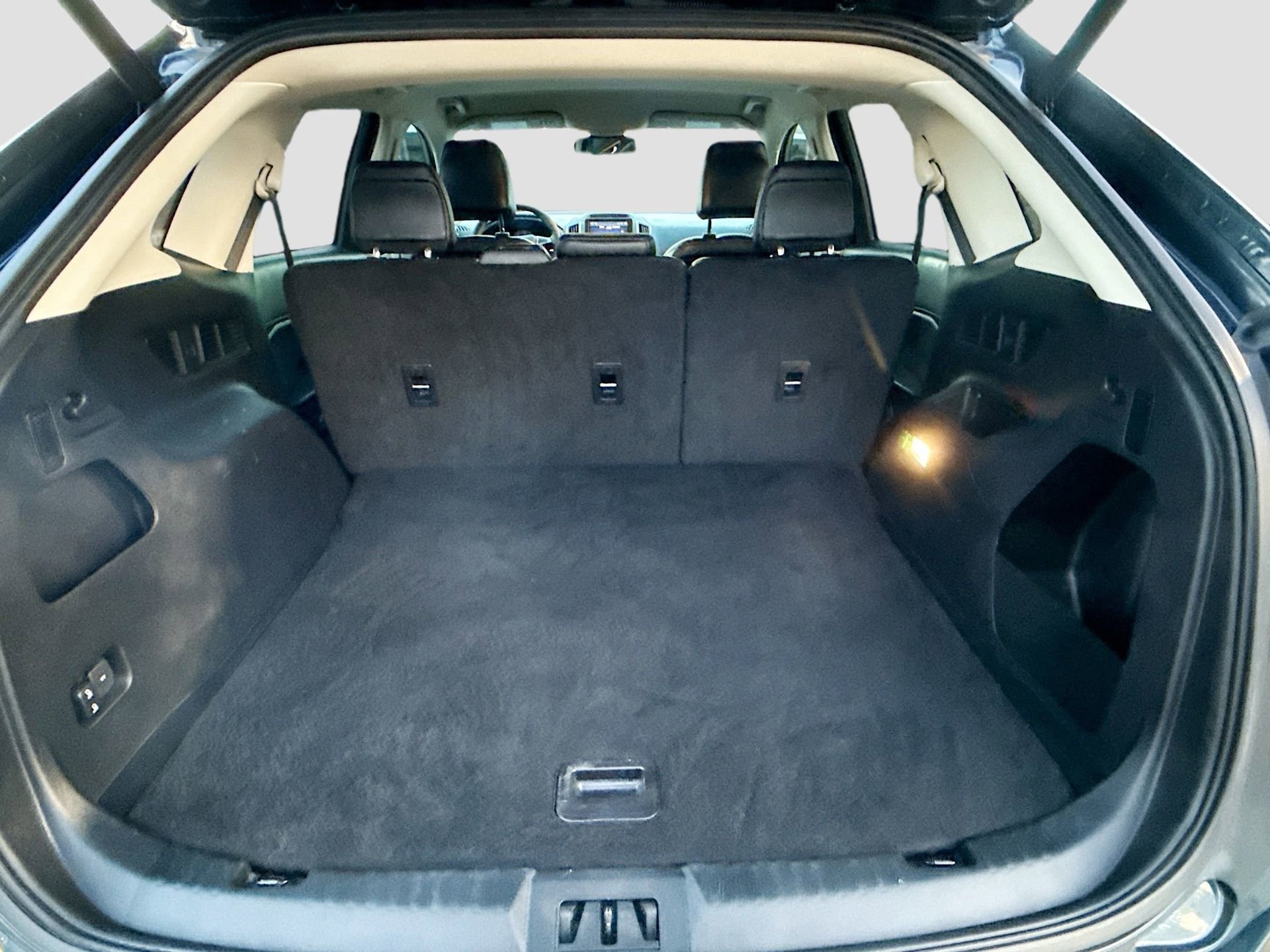 Certified 2024 Ford Edge SEL w/ Convenience Package image 28