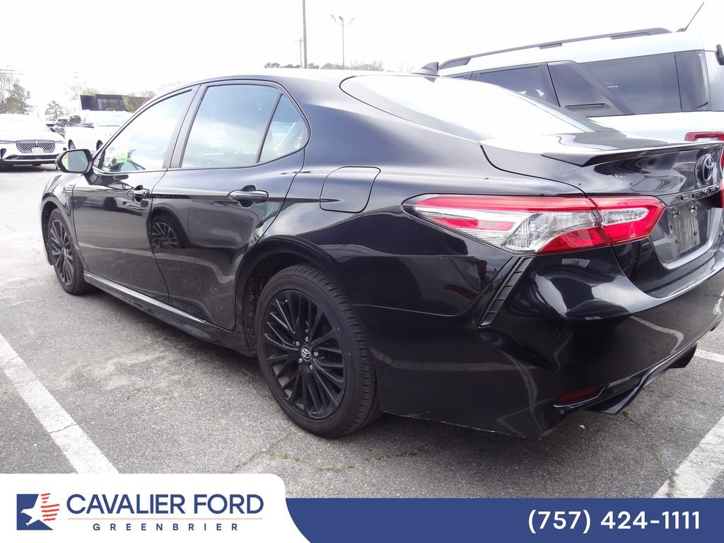 Used 2019 Toyota Camry SE image 4