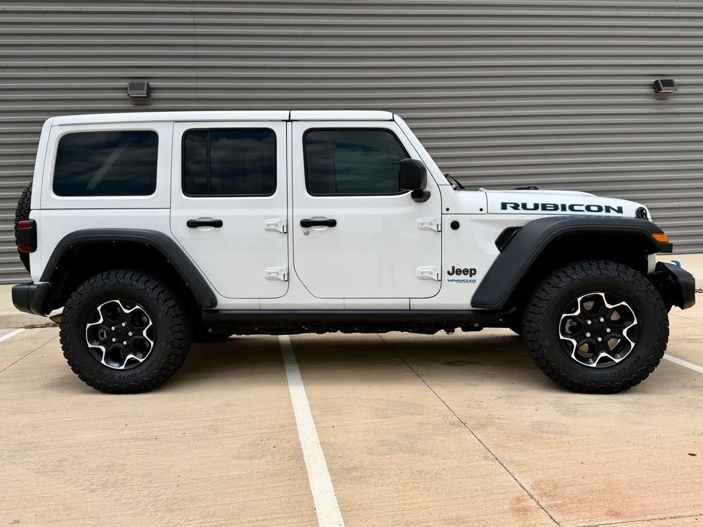 Used 2022 Jeep Wrangler Unlimited Rubicon 4xe w/ Cold Weather Group AWD/4WD image 2