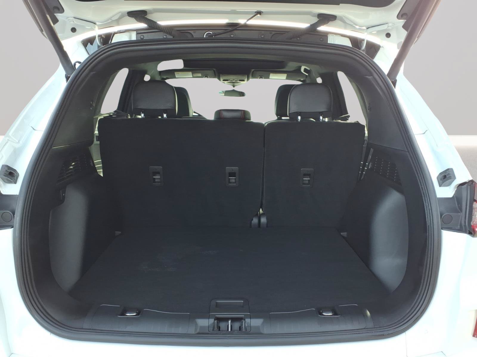 Certified 2023 Ford Escape ST-Line w/ Tech Pack #1 AWD/4WD image 9