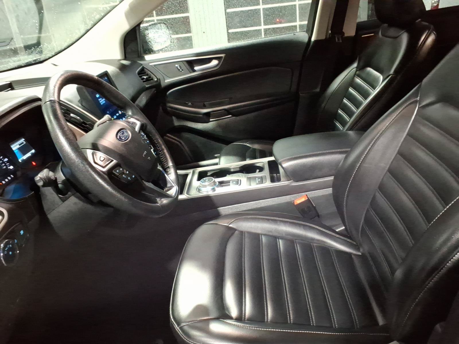 Certified 2024 Ford Edge SEL AWD/4WD image 9