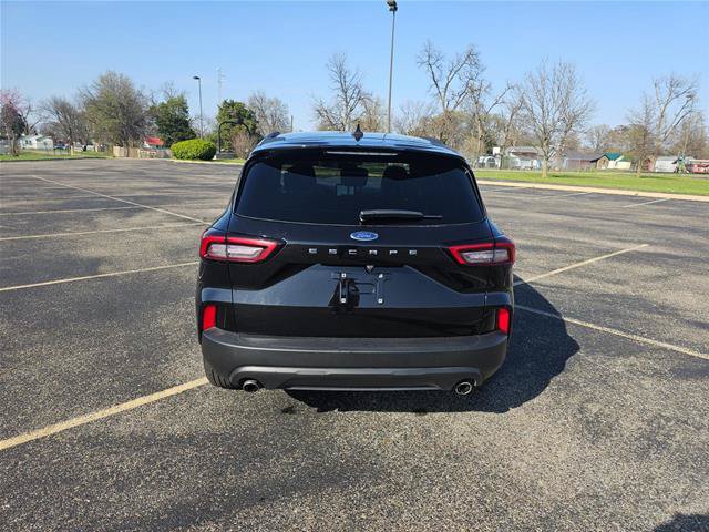 Certified 2025 Ford Escape ST-Line FWD image 6