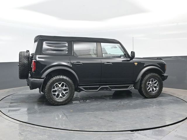 Certified 2024 Ford Bronco Badlands AWD/4WD image 3