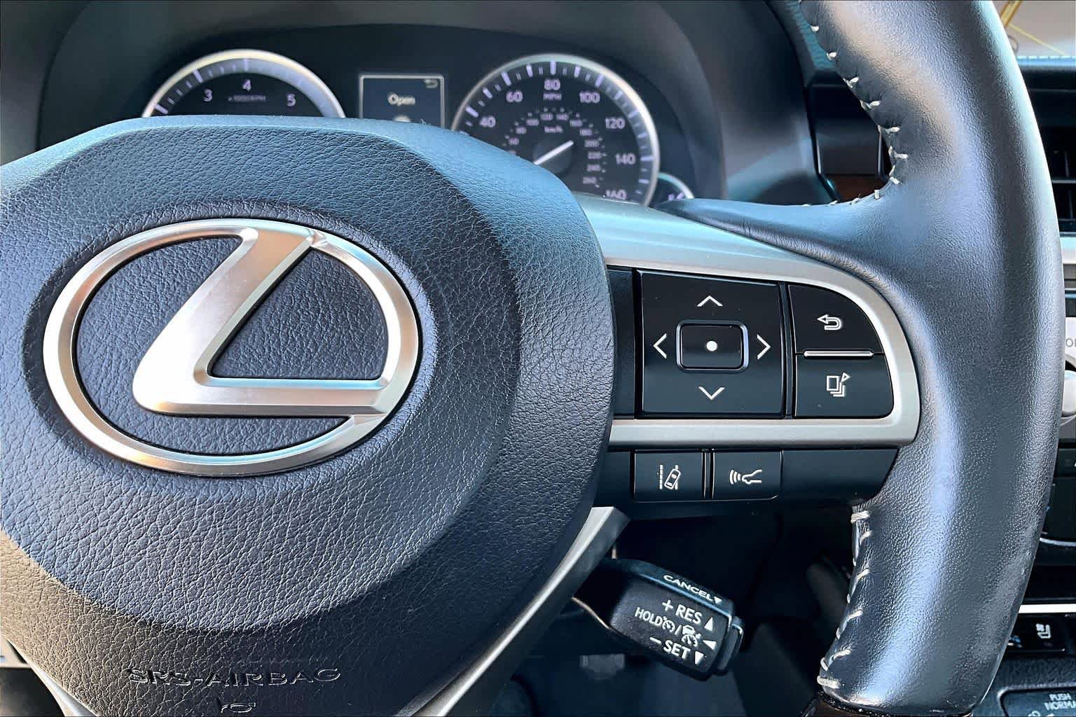 Used 2018 Lexus ES 350 w/ Luxury Package w/Wood Trim FWD image 24