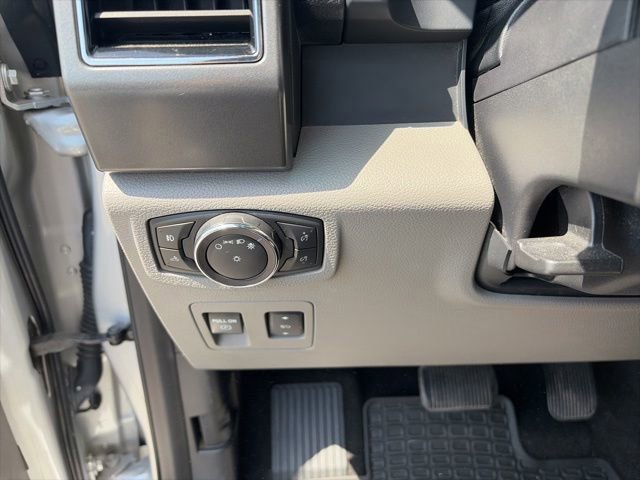Certified 2018 Ford F150 XLT w/ Equipment Group 302A Luxury AWD/4WD image 17