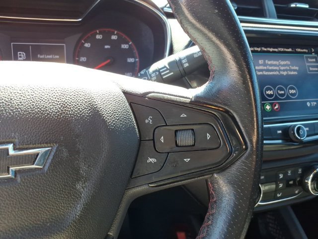 Used 2021 Chevrolet TrailBlazer RS w/ Sun and Liftgate Package AWD/4WD image 25