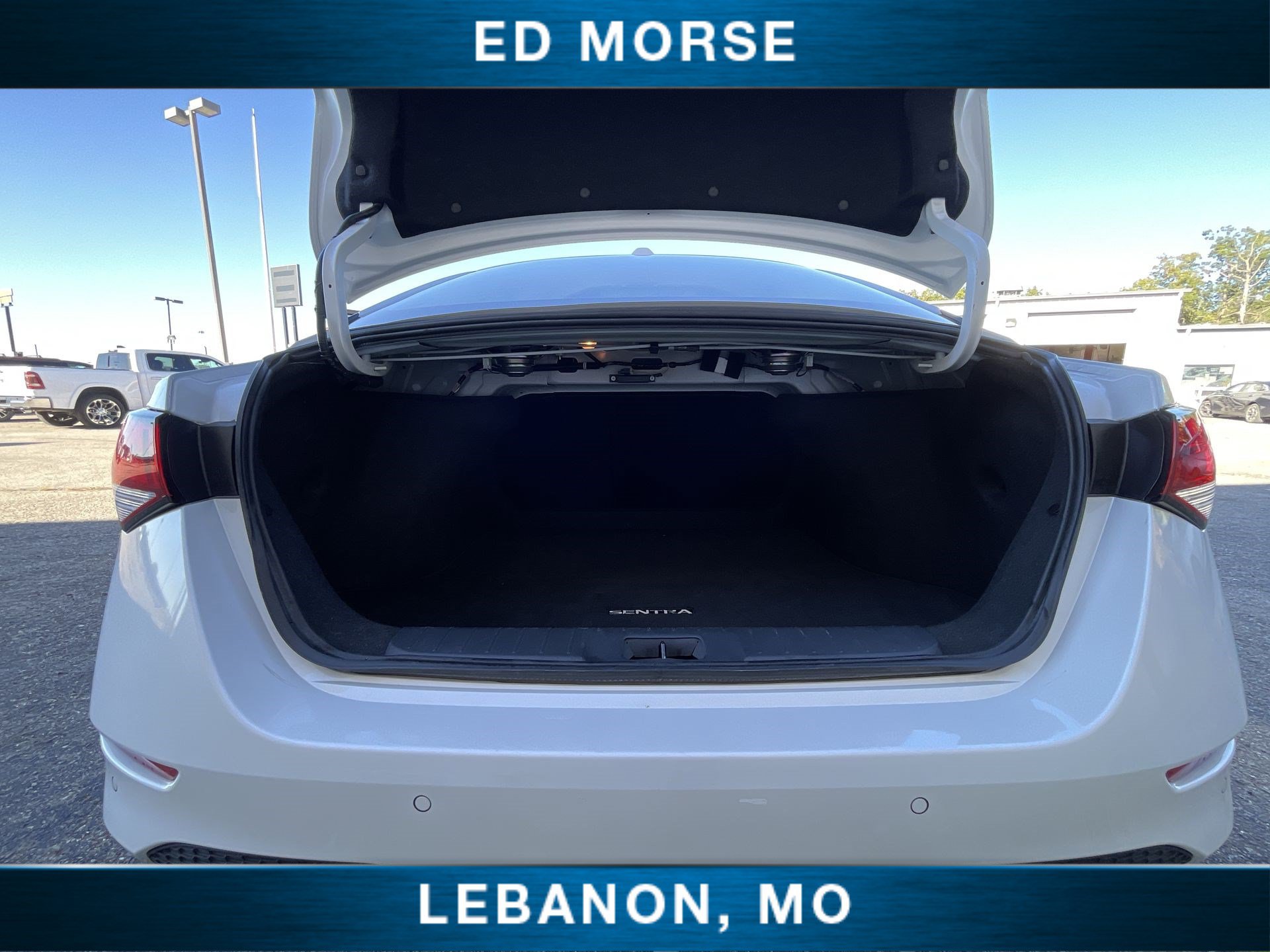 Used 2025 Nissan Sentra SV FWD image 23