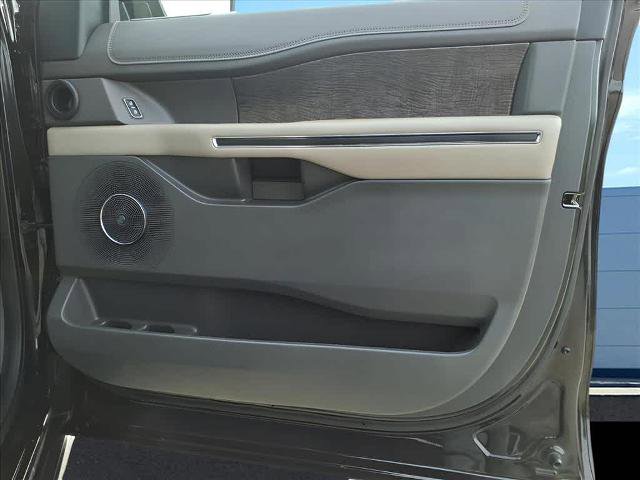 Certified 2021 Ford Expedition Max Limited image 10