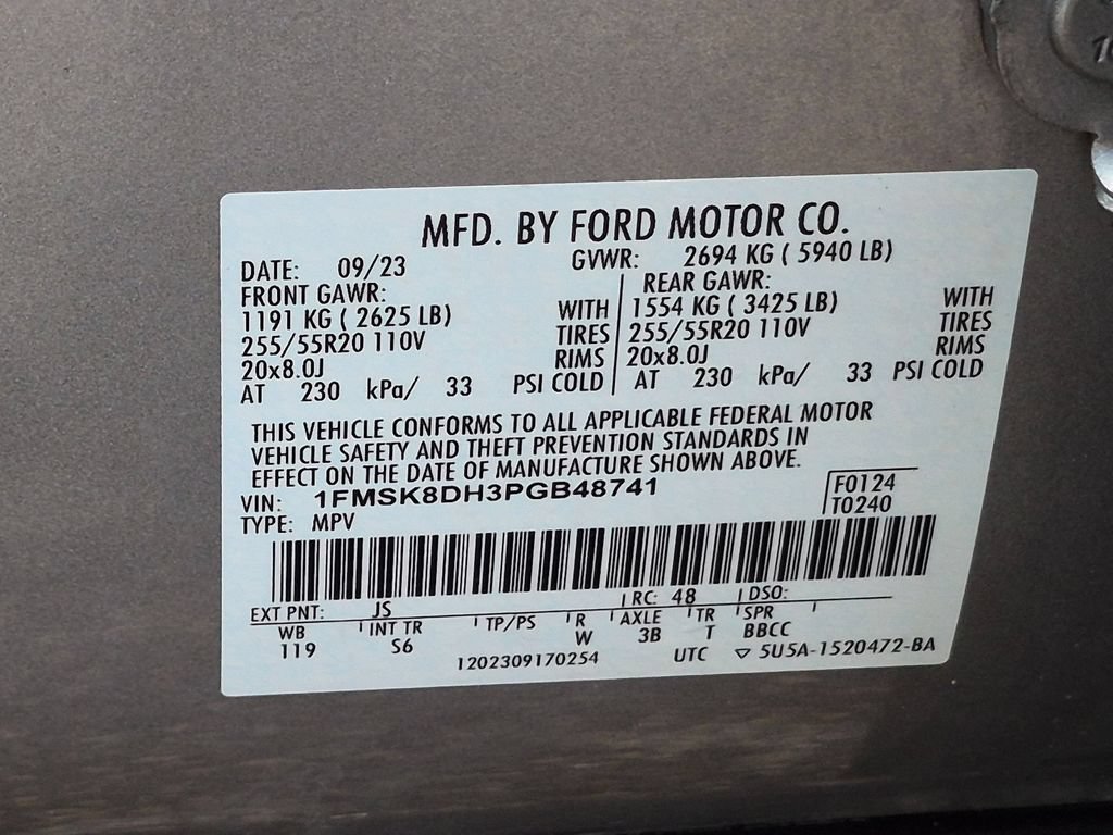 Certified 2023 Ford Explorer XLT w/ Equipment Group 202A AWD/4WD image 30