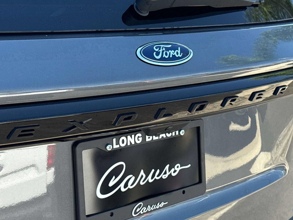 Certified 2026 Ford Explorer ST-Line w/ ST-Line Street Pack AWD/4WD image 7