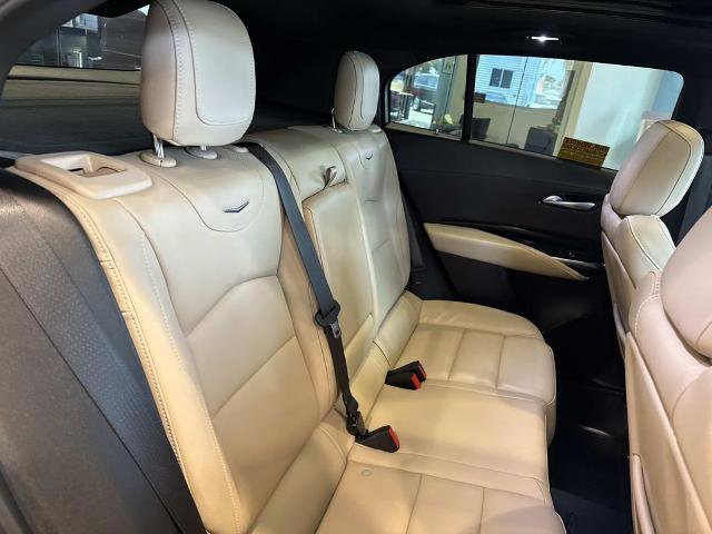 Used 2024 Cadillac XT4 Luxury w/ Cold Weather Package FWD image 13