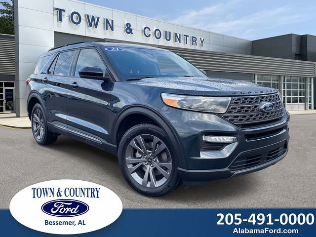 Certified 2023 Ford Explorer XLT w/ Equipment Group 202A image 8
