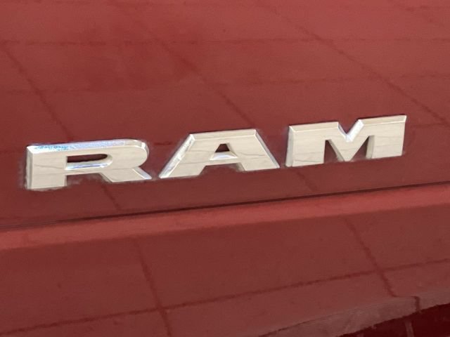 Used 2024 RAM 2500 Laramie w/ Towing Technology Group AWD/4WD image 18