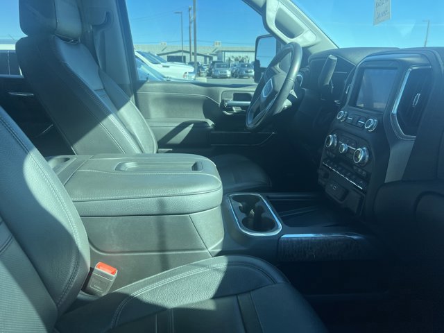 Used 2022 GMC Sierra 3500 Denali w/ Denali Ultimate Package image 9