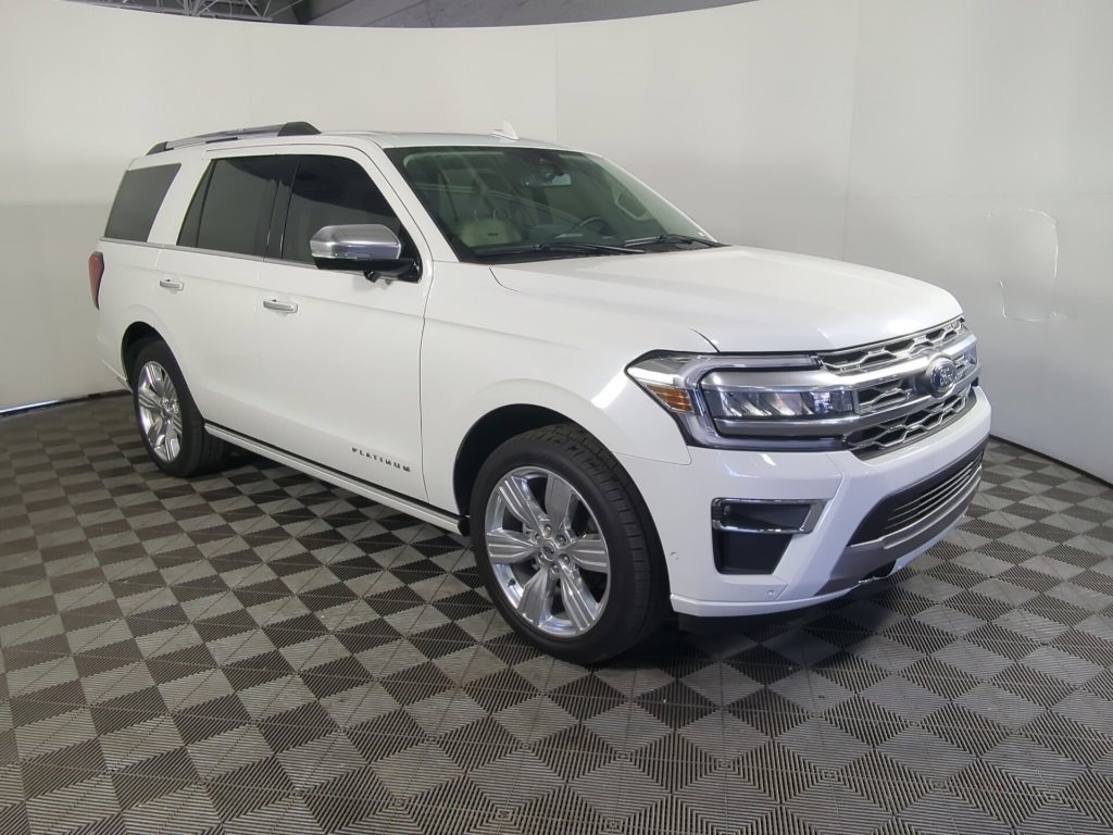 Certified 2024 Ford Expedition Platinum image 8